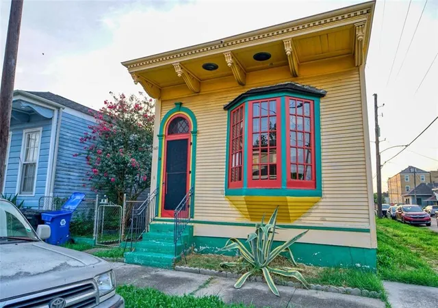 Photo 1 of Single family home for sale at 1481 N Prieur St, New Orleans, LA 70116 | MLS# 2570617 | Listing updated on 2026-08-03