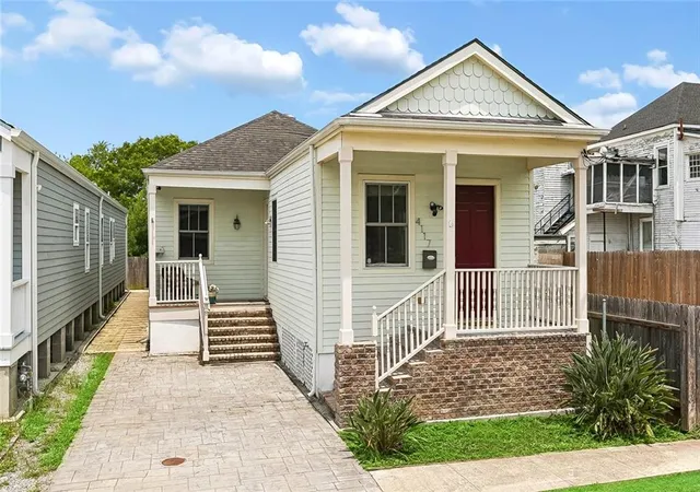 3rd image of 4117 S Robertson St, New Orleans, LA 70115 | MLS# 2570225