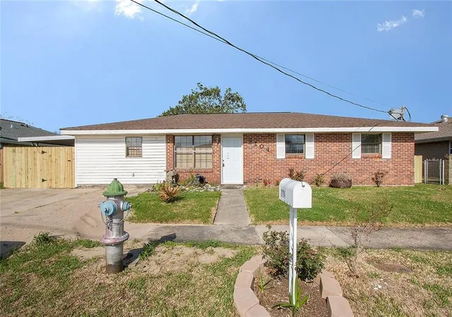 1st image of 2104 Lena Dr, Chalmette, LA 70043 | MLS# 2570640
