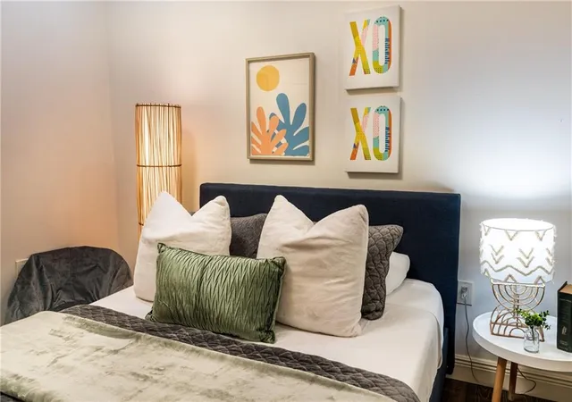 Photo 3 of Condo for sale at 336 Camp St #204, New Orleans, LA 70130 | MLS# 2570624 | Listing updated on 2026-08-03