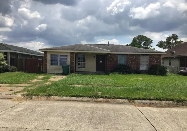 1st image of 629 Taylorbrook Dr, Gretna, LA 70056 | MLS# 2570373