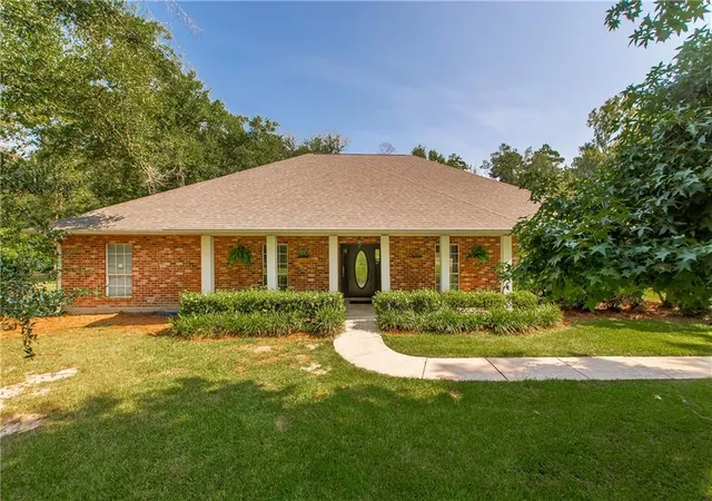 Photo 2 of Single family home for sale at 29645 J Wilson Rd, Albany, LA 70711 | MLS# 2570717 | Listing updated on 2026-08-04