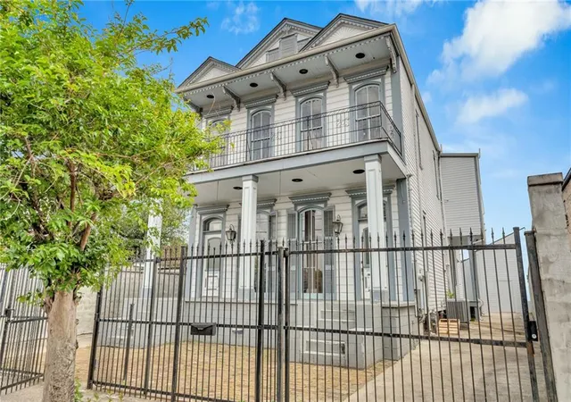 2nd image of 1238 N Robertson St, New Orleans, LA 70116 | MLS# 2570833