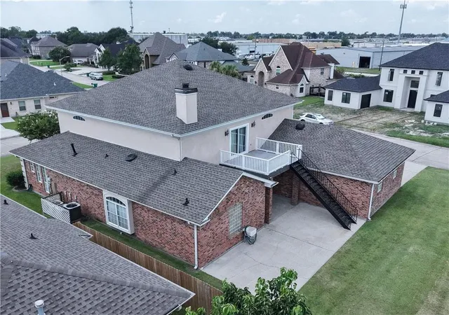 Photo 3 of Single family home for sale at 3429 Abbotswood Dr, Harvey, LA 70058 | MLS# 2569497 | Listing updated on 2026-09-01