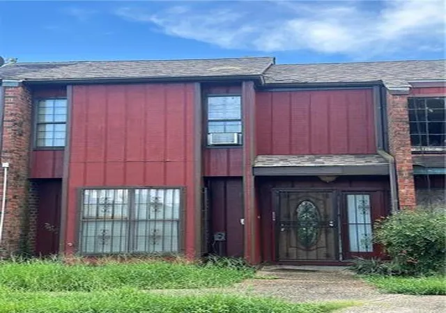 1st image of 1007 Chimney Wood Ln, New Orleans, LA 70126 | MLS# 2570954