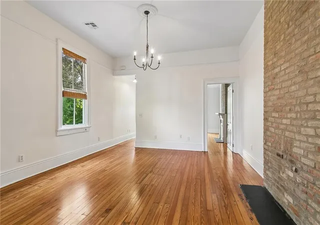 5th image of 828 Valmont St, New Orleans, LA 70115