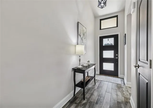 3rd image of 50 N Ct Villa Dr, Mandeville, LA 70471