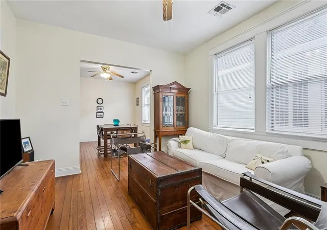 2nd image of 2525 27 Nashville Ave, New Orleans, LA 70115 | MLS# 2570867
