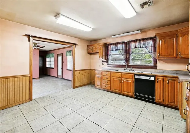 Photo 3 of Single family home for sale at 425 Goodhope St, Norco, LA 70079 | MLS# 2569394 | Listing updated on 2026-10-03