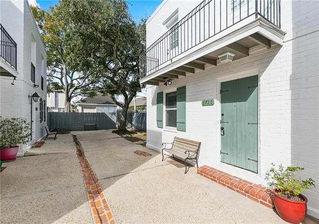 Photo 1 of Sale Pending at 6720 Argonne Blvd, New Orleans, LA 70124 | MLS# 2571131 | Listing updated on 2026-09-01