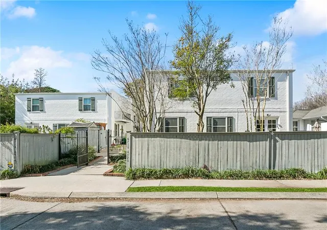Photo 2 of Sale Pending at 6720 Argonne Blvd, New Orleans, LA 70124 | MLS# 2571131 | Listing updated on 2026-09-01