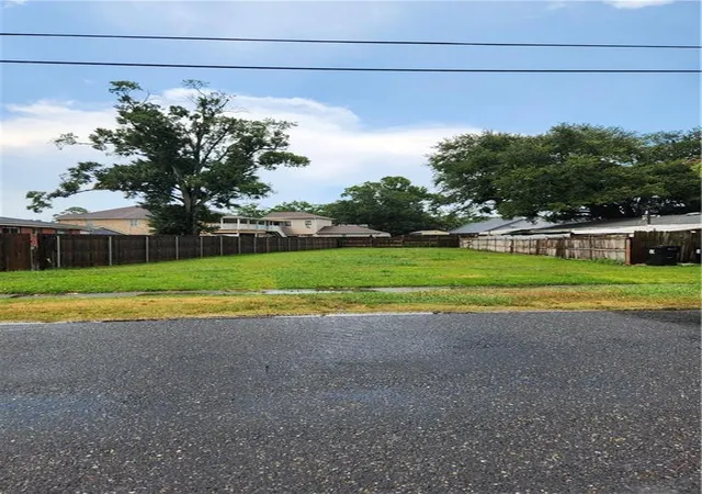 1st image of 8217 Harris Ave, Harahan, LA 70123 | MLS# 2571068