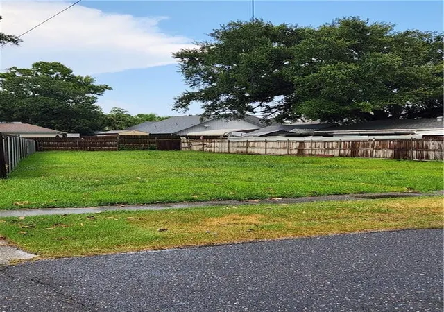 3rd image of 8217 Harris Ave, Harahan, LA 70123 | MLS# 2571068