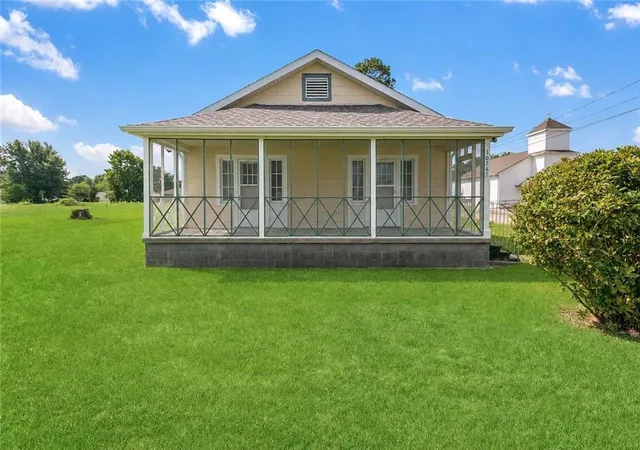 Photo 1 of Single family home for sale at 10767 River Rd, Ama, LA 70031 | MLS# 2570999 | Listing updated on 2026-08-27