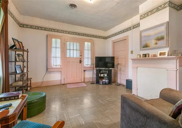 Photo 4 of Single family home for sale at 10767 River Rd, Ama, LA 70031 | MLS# 2570999 | Listing updated on 2026-08-27