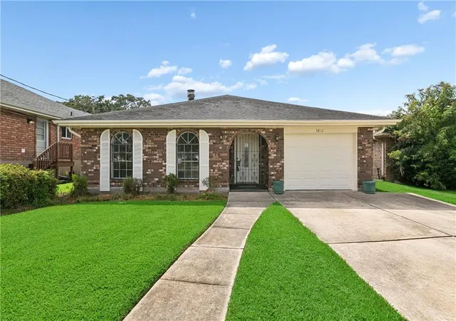 Photo 1 of Single family home for sale at 3816 Lemon St, Metairie, LA 70006 | MLS# 2571508 | Listing updated on 2026-08-29