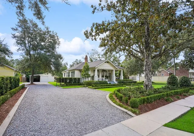 Photo 4 of Single family home for sale at 704/718 S Jahncke Ave, Covington, LA 70433 | MLS# 2571357 | Listing updated on 2026-09-01