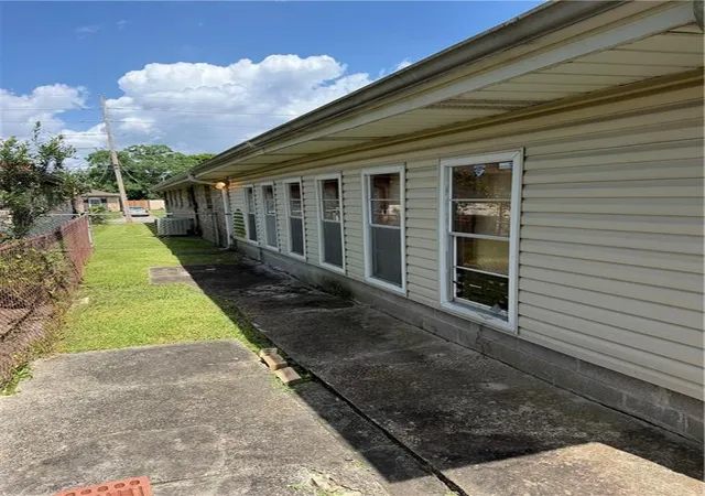 Photo 1 of Sale Pending at 2867 Hyman Pl, New Orleans, LA 70131 | MLS# 2572389 | Listing updated on 2026-08-28