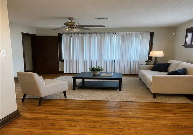Photo 2 of Multi family home for sale at 6205 07 Wainwright Dr, New Orleans, LA 70122 | MLS# 2572373 | Listing updated on 2026-08-27