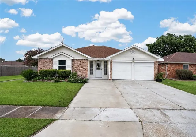 Photo 1 of Single family home for sale at 1924 Hampton Dr, Harvey, LA 70058 | MLS# 2573183 | Listing updated on 2026-08-27