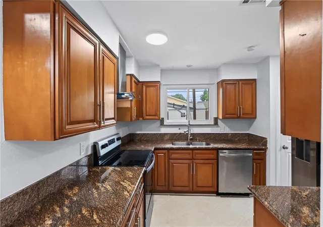 Photo 4 of Single family home for sale at 1924 Hampton Dr, Harvey, LA 70058 | MLS# 2573183 | Listing updated on 2026-08-27