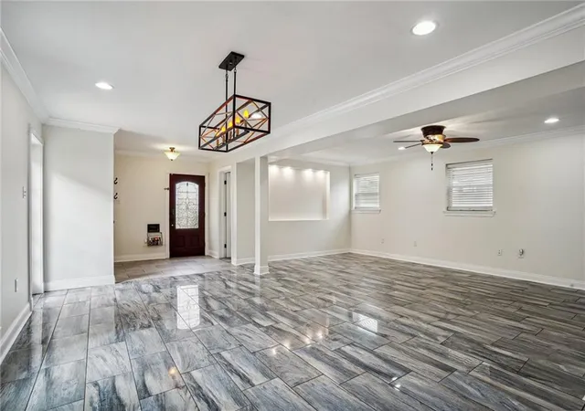 Photo 3 of Single family home for sale at 303 Metairie Lawn Dr, Metairie, LA 70001 | MLS# 2573338 | Listing updated on 2026-09-01