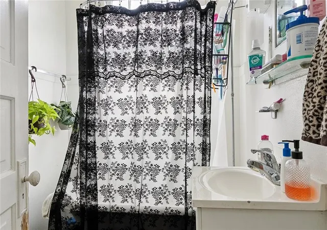 Listing Photo 5 - Condo for sale in building located at 4616 18 Conti St, New Orleans, LA 70119