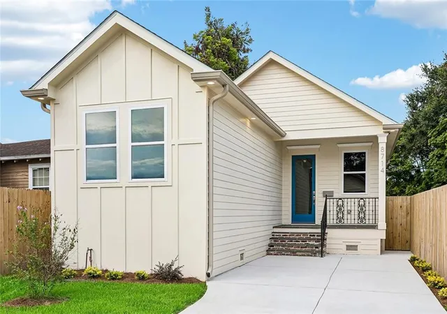 Single family home for sale at 8714 Belfast St, New Orleans, LA 70118 | MLS# 2573456