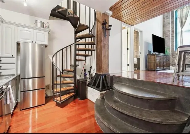 Photo 4 of Condo for sale at 1107 S Peters St #113, New Orleans, LA 70130 | MLS# 2573345 | Listing updated on 2026-08-27