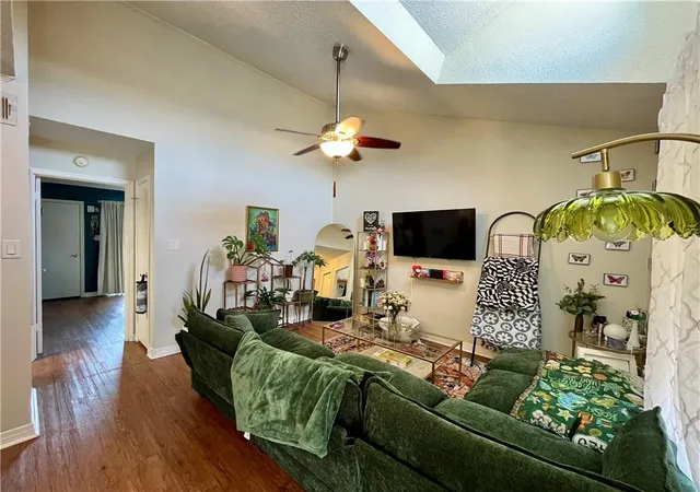 Photo 3 of Condo for sale at 2330 Edenborn Ave #323, Metairie, LA 70001 | MLS# 2574041 | Listing updated on 2026-08-27