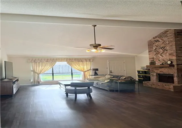 Photo 2 of Single family home for sale at 802 Lake Arthur Ct, Slidell, LA 70461 | MLS# 2574865 | Listing updated on 2026-09-01
