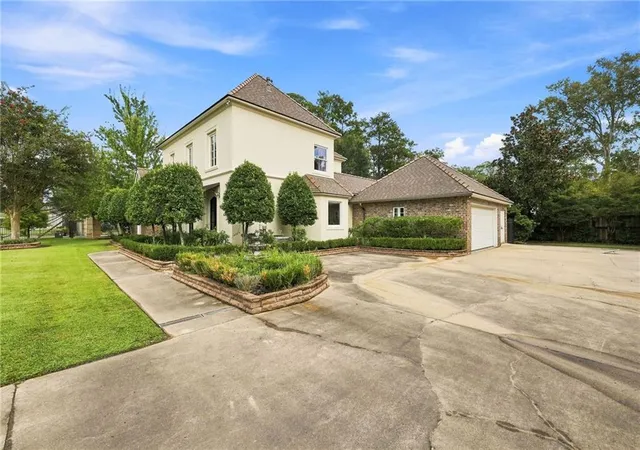 Photo 33 of Single family home for sale at 19384 Country Clb Ln, Hammond, LA 70403 | MLS# 2574862 | Listing updated on 2026-09-01