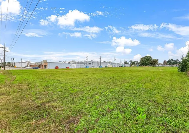 Photo 3 of Land for sale at 1991 Ames Blvd, Marrero, LA 70072 | MLS# 2575146 | Listing updated on 2026-09-01