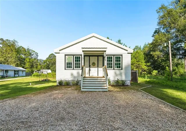 Photo 1 of Single family home for sale at 23213 Railroad Ave, Robert, LA 70455 | MLS# 2575169 | Listing updated on 2026-09-01
