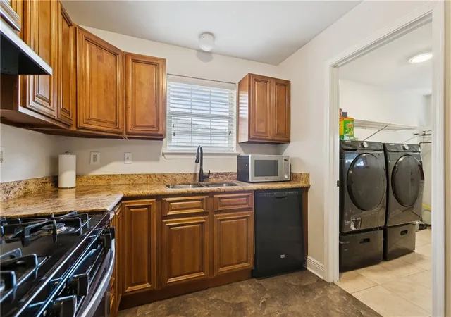 Photo 3 of Single family home for sale at 3009 Iowa Ave, Kenner, LA 70065 | MLS# 2575180 | Listing updated on 2026-09-01