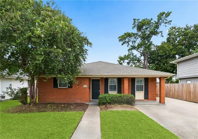Photo 1 of Single family home for sale at 4428 Lefkoe St, Metairie, LA 70006 | MLS# 2575254 | Listing updated on 2026-09-01