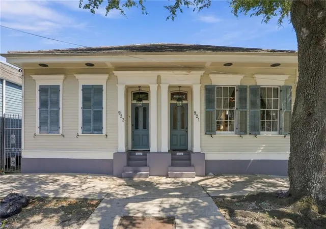 Condo for sale at 921 Elysian Flds Ave #A, New Orleans, LA 70117 | MLS# 2578490