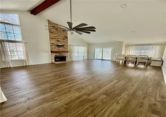 Listing Photo 4 - Condo for sale in building located at 621 Colbert St, Mandeville, LA 70448 - Unit #1