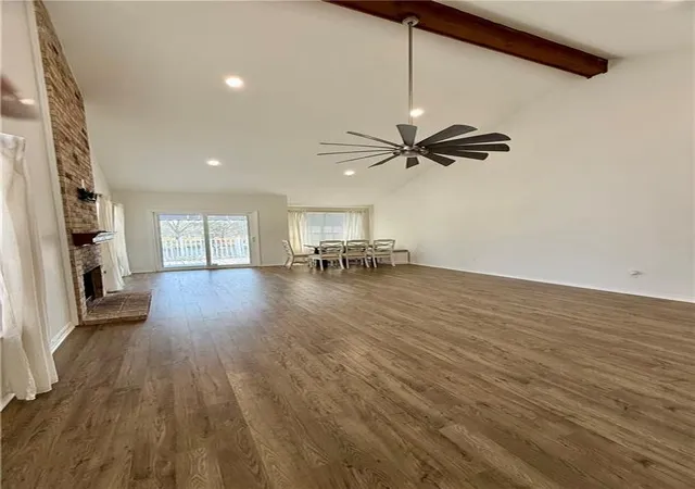 Listing Photo 5 - Condo for sale in building located at 621 Colbert St, Mandeville, LA 70448 - Unit #1
