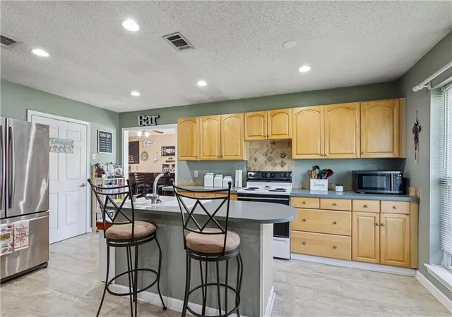 Photo 3 of Sale Pending at 632 La Salle Dr, La Place, LA 70068 | MLS# 2577817 | Listing updated on 2026-10-07