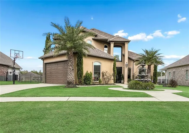 Photo 2 of Single family home for sale at 11672 River Highlands Dr, St Amant, LA 70774 | MLS# 2574875 | Listing updated on 2026-10-04