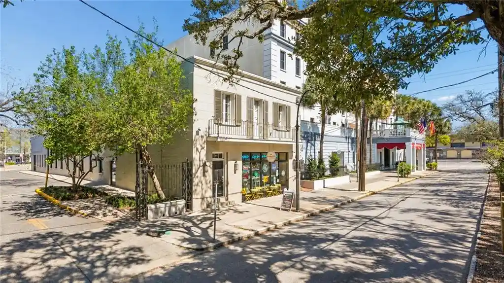 Listing Photo 1 - Condo for sale in 427 Esplanade Ave located at 427 Esplanade Ave, New Orleans, LA 70116 - Unit #103