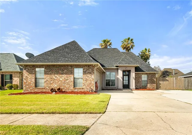 Photo 1 of Single family home for sale at 114 Gloria Ct, Montz, LA 70068 | MLS# 2579198 | Listing updated on 2026-09-29