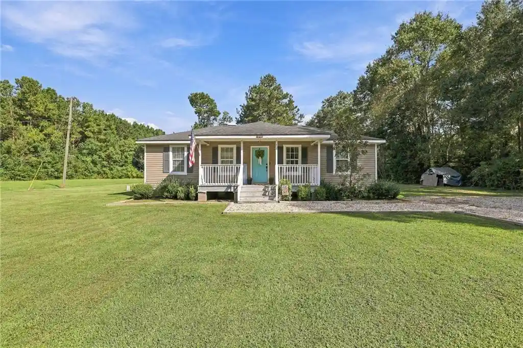 Photo 1 of Sale Pending at 12 Dewberry Rd, Covington, LA 70433 | MLS# 2579370 | Listing updated on 2026-10-13