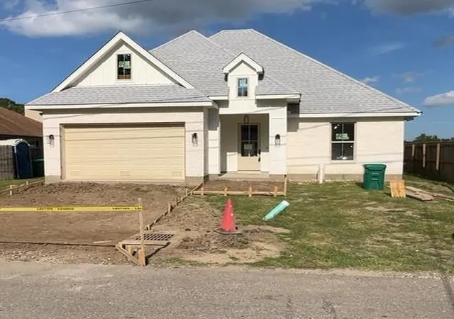 Photo 1 of Single family home for sale at 714 Oak St, St Rose, LA 70087 | MLS# 2579240 | Listing updated on 2026-09-30