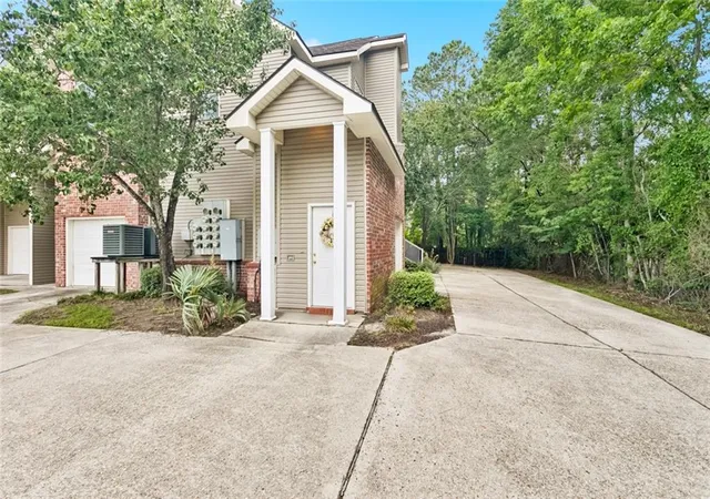 Condo for sale at 521 Spartan Dr #10207, Slidell, LA 70458 | MLS# 2579349