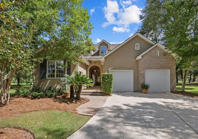 Single family home for sale at 113 St Charles Ct, Abita Springs, LA 70420 | MLS# 2579800