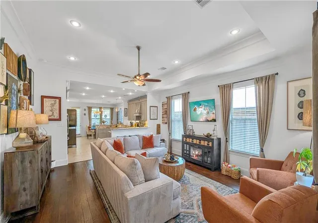 Photo 2 of Single family home for sale at 1020 Green St, Metairie, LA 70001 | MLS# 2580054 | Listing updated on 2026-10-05