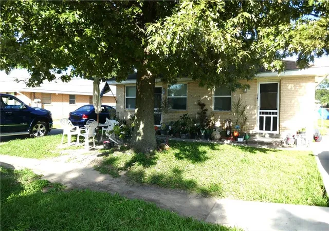 Photo 1 of Multi family home for sale at 2020 22 Kentucky Ave, Kenner, LA 70062 | MLS# 2576498 | Listing updated on 2026-10-07
