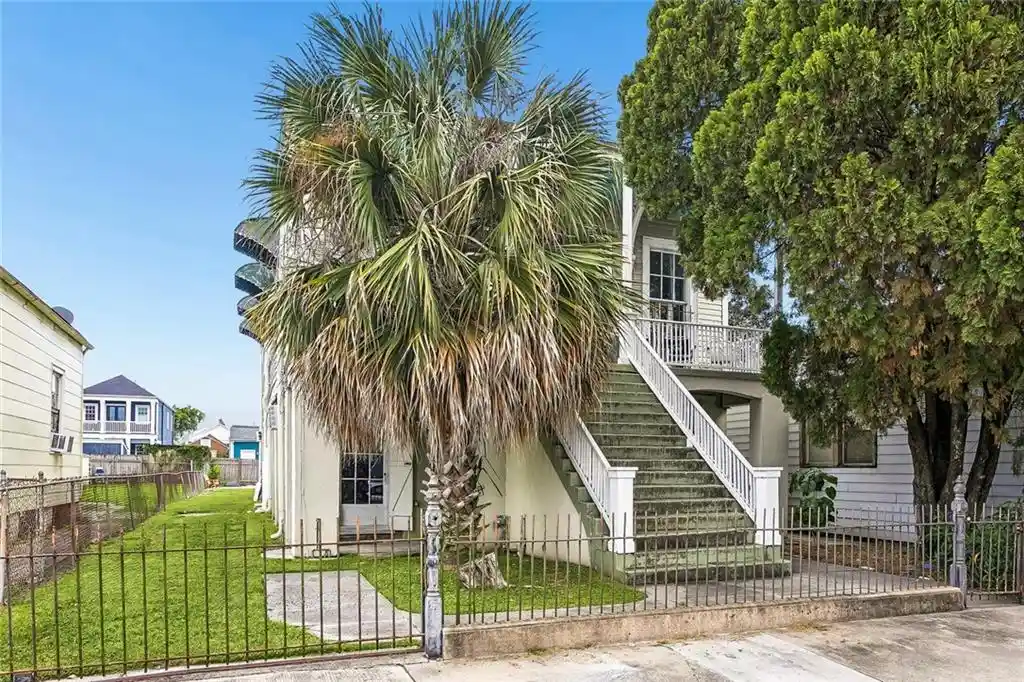 Photo 1 of Multi family home for sale at 724 76 Philip St, New Orleans, LA 70130 | MLS# 2580993 | Listing updated on 2026-10-09